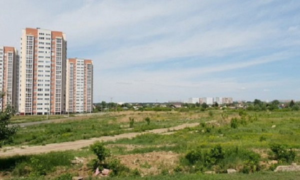 Левобережье. Микрорайон брусника Омск. Брусника застройщик Омск. Эталон застройщик Омск. Левобережье поселок