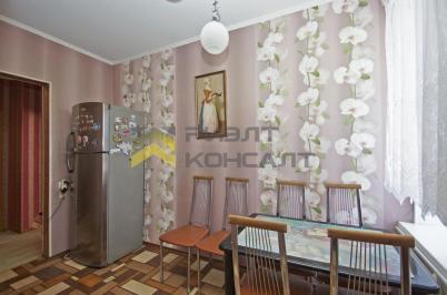 Продажа квартиры Омск. 8-я Линия ул., 174 Продажа квартиры Омск. 8-я Линия ул., 174