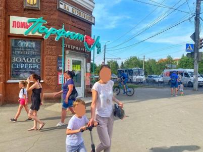 Аренда торговой площади Омск. улица Богдана Хмельницкого 160 Аренда торговой площади Омск. улица Богдана Хмельницкого 160