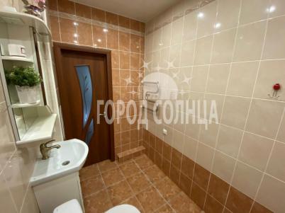 Продажа квартиры Омск.&nbsp;5-й микрорайон, Комарова проспект, 14к1