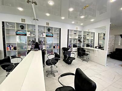Продажа помещения свободного назначения Омск. улица Декабристов 130А