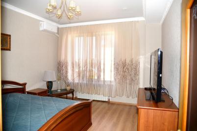 Продажа квартиры Омск. улица 10 лет Октября 70 Продажа квартиры Омск. улица 10 лет Октября 70
