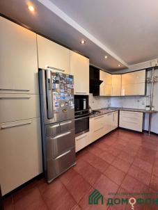Продажа квартиры Омск. Комарова проспект, 17к2