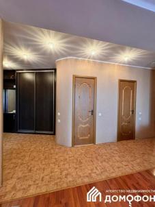 Продажа квартиры Омск. Комарова проспект, 17к2