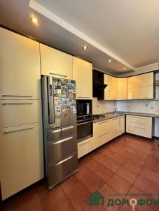 Продажа квартиры Омск. Комарова проспект, 17к2