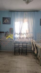 Продажа дома Омская обл, Азовский немецкий национальный р-н, село Сосновка, ул Школьная