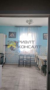 Продажа дома Омская обл, Азовский немецкий национальный р-н, село Сосновка, ул Школьная