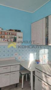 Продажа дома Омская обл, Азовский немецкий национальный р-н, село Сосновка, ул Школьная