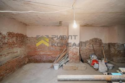 Продажа коммерческой недвижимости Омск. проспект Карла Маркса, 18/1