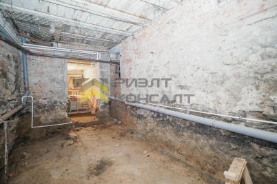 Продажа коммерческой недвижимости Омск. проспект Карла Маркса, 18/1