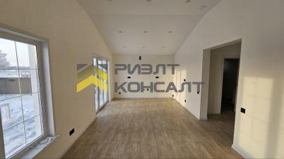 Продажа дома Омская обл, Омский р-н, поселок Магистральный, ул Поворотная