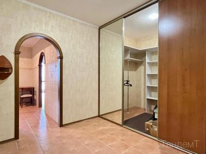 Продажа квартиры Омск. Маяковского, 83 Продажа квартиры Омск. Маяковского, 83