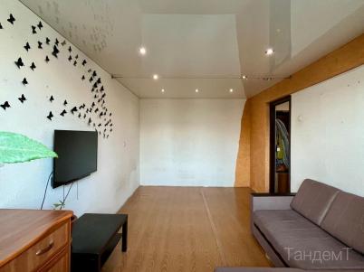 Продажа квартиры Омск. Комарова проспект, 27к4