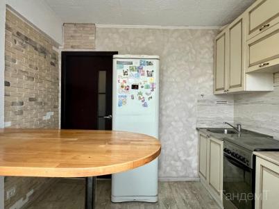 Продажа квартиры Омск. Комарова проспект, 27к4