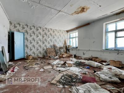 Продажа помещения свободного назначения Азовский немецкий район. деревня Бердянка. деревня Бердянка Школьная улица 11