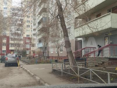 Продажа квартиры Омск. ул. 70 лет Октября, 13/2 Продажа квартиры Омск. ул. 70 лет Октября, 13/2
