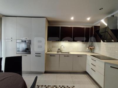 Продажа квартиры Омск. пр-кт. Комарова, 21/1 Продажа квартиры Омск. пр-кт. Комарова, 21/1
