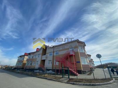 Продажа квартиры Омск. улица Верхнеднепровская, 275, к.4
