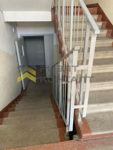 Продажа квартиры Омск. улица Верхнеднепровская, 275, к.4