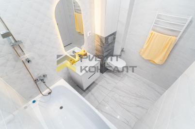 Продажа квартиры Омск. улица Вострецова, 5/2