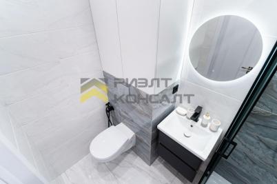 Продажа квартиры Омск. улица Вострецова, 5/2
