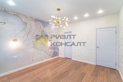 Продажа квартиры Омск. улица Вострецова, 5/2