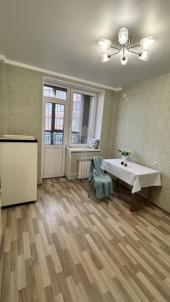 Продажа квартиры Омск. улица Б.Г. Шаронова, 19