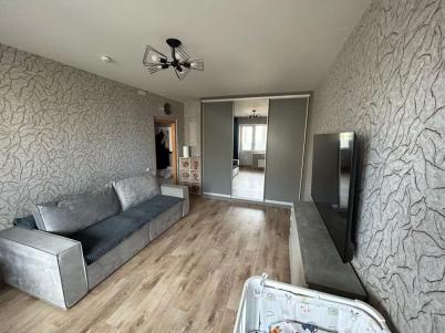 Продажа квартиры Омск. проезд. Амурский 1-й, 5к2
