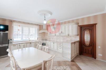 Продажа коттеджа Омск. 11-я Северная улица 121 Продажа коттеджа Омск. 11-я Северная улица 121