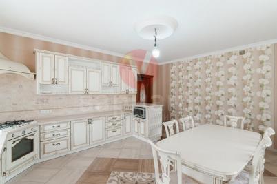 Продажа коттеджа Омск. 11-я Северная улица 121 Продажа коттеджа Омск. 11-я Северная улица 121