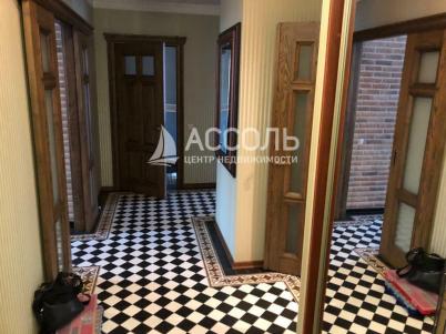 Продажа квартиры Омск. ул. Комиссаровская,2 Продажа квартиры Омск. ул. Комиссаровская,2