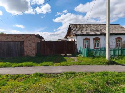 Продажа дома Саргатское, ул. Кооперативная