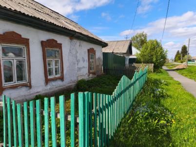 Продажа дома Саргатское, ул. Кооперативная