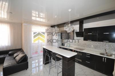 Продажа квартиры Омск. улица Красный Путь, 137, к.1