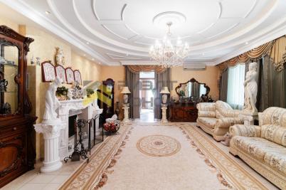 Продажа квартиры Омск. улица Коттеджная, 32