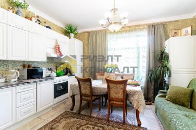Продажа квартиры Омск. улица Коттеджная, 32