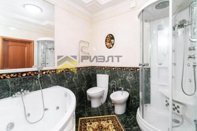 Продажа квартиры Омск. улица Коттеджная, 32