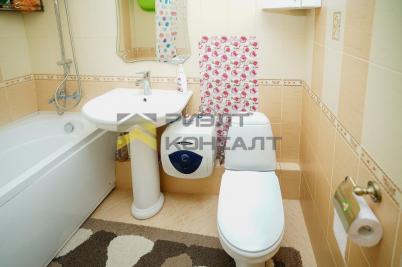 Продажа квартиры Омск. улица Бархатовой, 1А