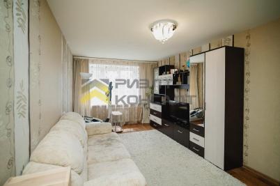 Продажа квартиры Омск. улица Бархатовой, 1А