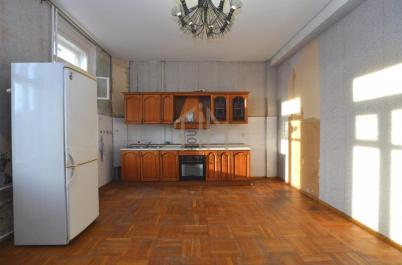 Продажа квартиры Омск. Труда ул., 49