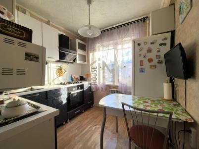 Продажа квартиры Омск. Романенко ул., 2