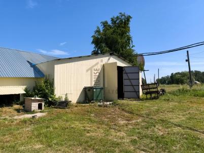 Продажа коммерческой недвижимости Таврический. Таврическое. Кирпичная ул., 1А