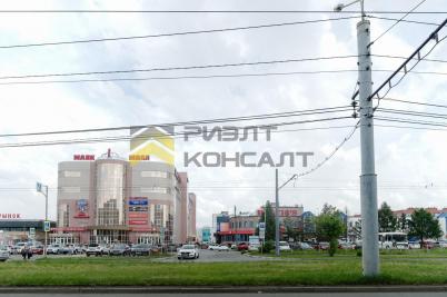 Продажа квартиры Омск. проспект Комарова, 5 Продажа квартиры Омск. проспект Комарова, 5