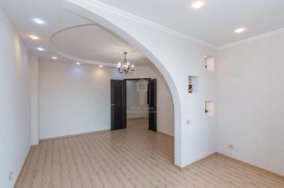 Продажа квартиры Омск. Звездная, 8