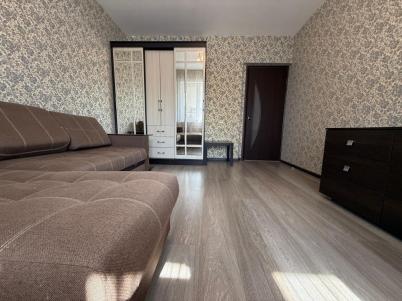 Аренда квартиры Омск. Амурская 21-я, 37