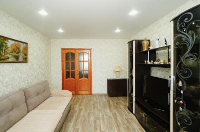 Продажа квартиры Омск. Ярослава Гашека, 1