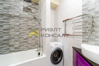 Продажа квартиры Омск. проспект Комарова, 11/3