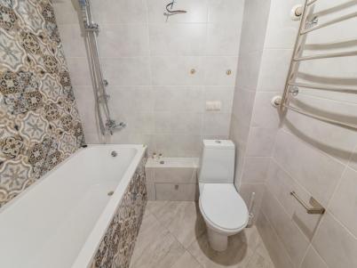 Продажа квартиры Омск. Арнольда Нейбута, 64