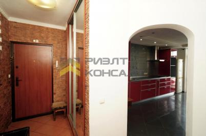 Продажа квартиры Омск. проспект Комарова, 15 Продажа квартиры Омск. проспект Комарова, 15
