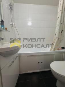 Продажа квартиры Омск. улица 50 лет Октября, 118 Продажа квартиры Омск. улица 50 лет Октября, 118
